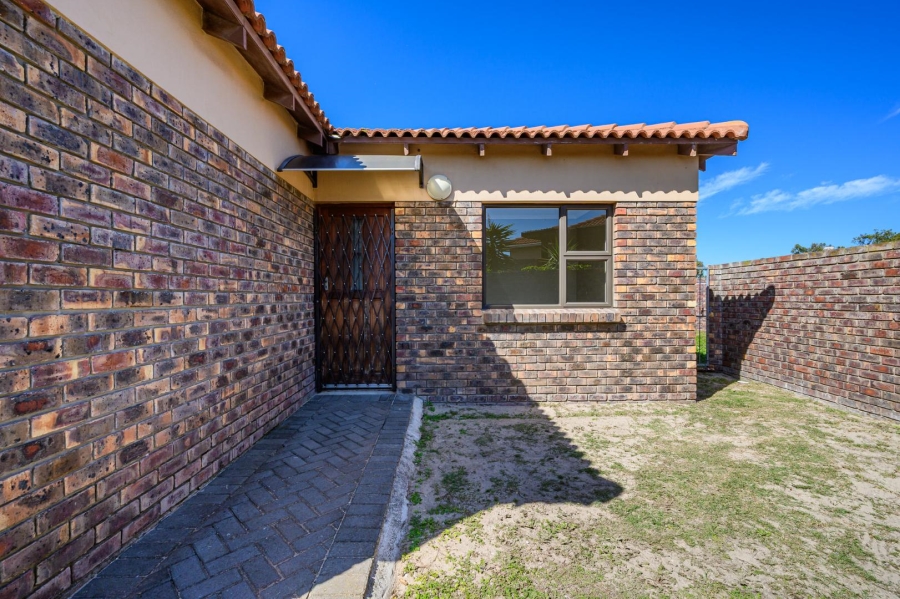 3 Bedroom Property for Sale in Humewood Eastern Cape